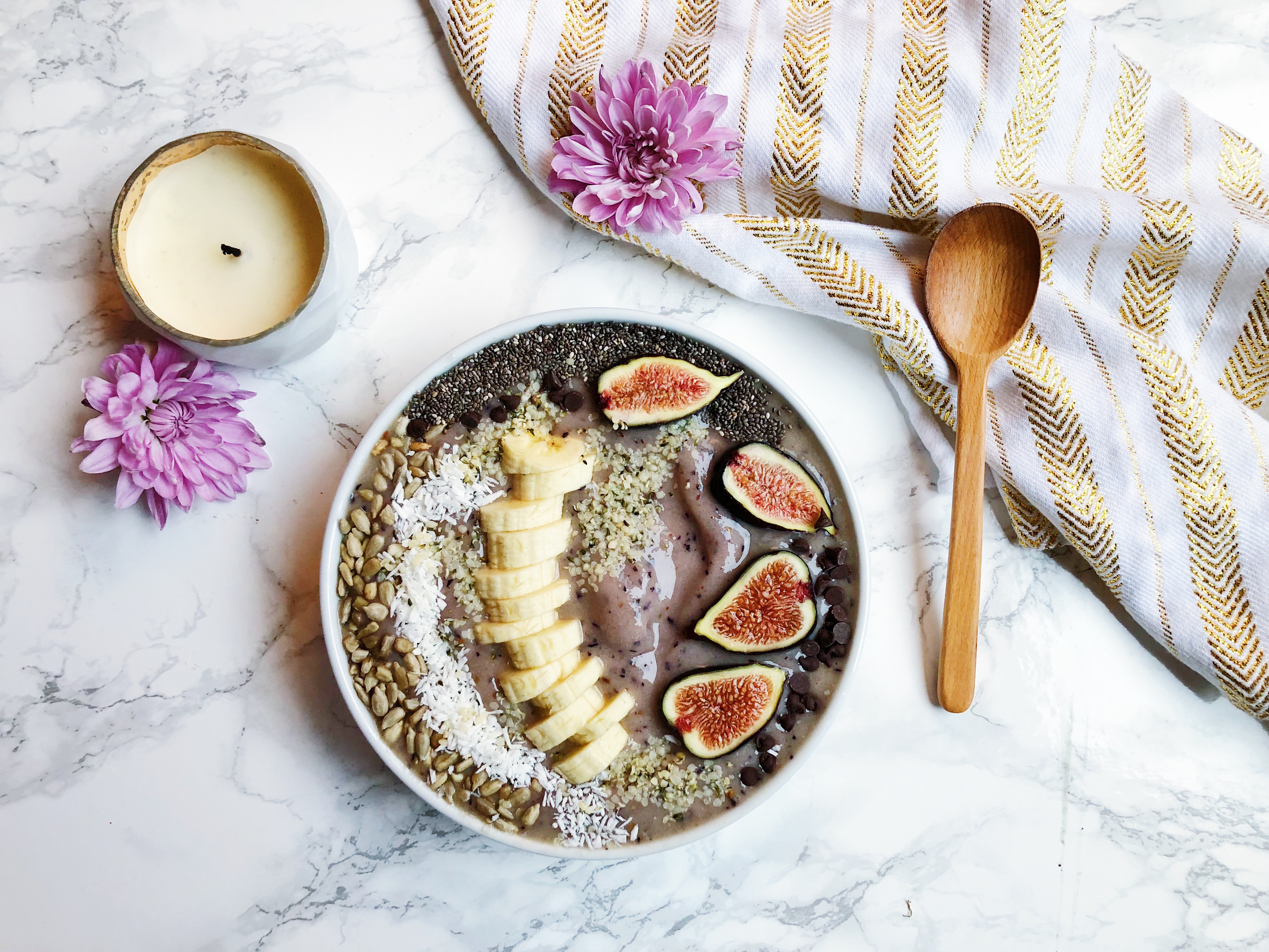 Blueberry Pineapple Smoothie Bowl